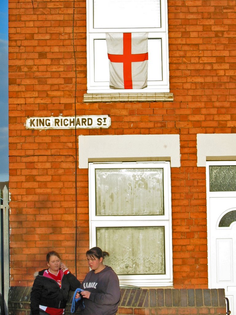 Patriotic household at the top end of King Richard St, Coventry, UK