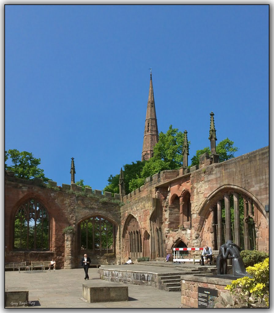 St Michaels-Coventry Cathedral destroyed 14 November 1940 WW2