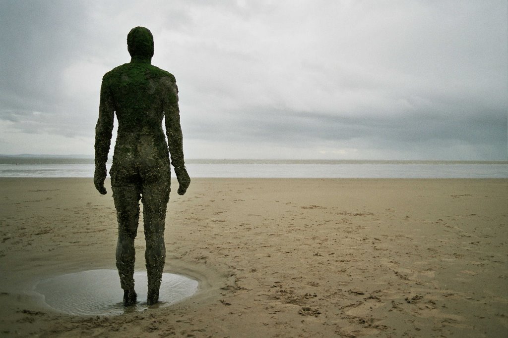 gormley art on crosby beach, january 2007