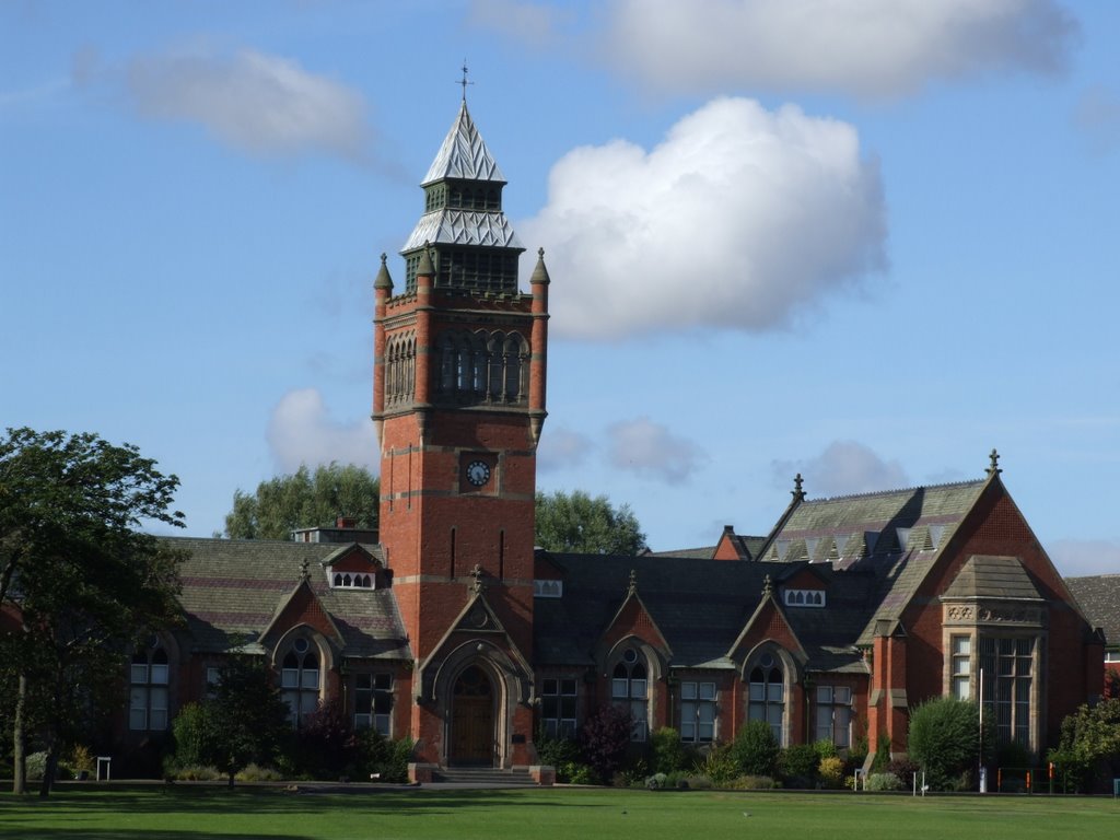 Merchants Taylors School, Crosby.