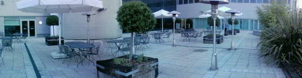 Terrace - Hotel Arora