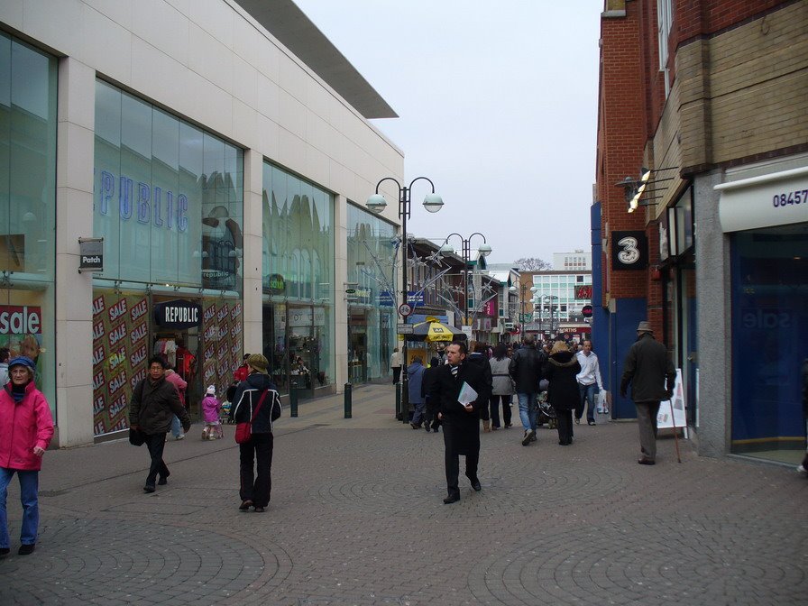 Crawley - Town Centre - The Martlets