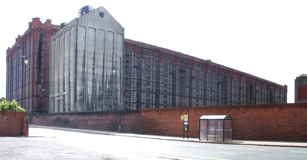 Huge warehouse dwarfs flour mill