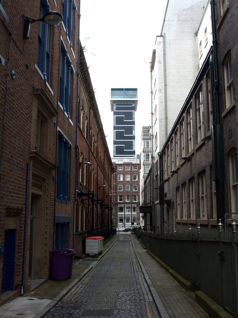 looking down Ormond St