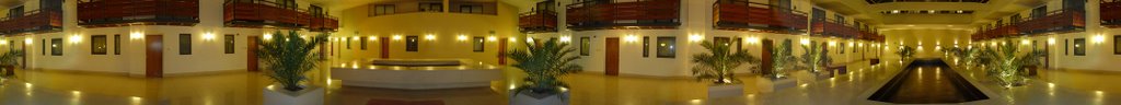 Hotel Courtyard Panoramic, Liverpool