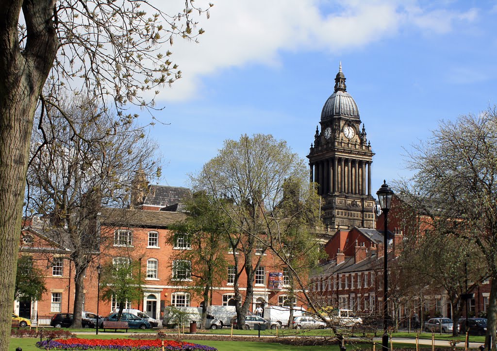 Leeds Park Square looking towards town hall