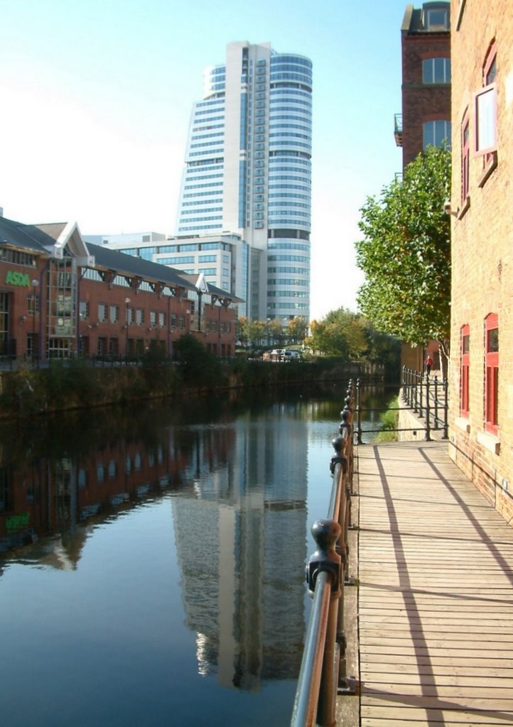 Bridgewater Place from River Aire