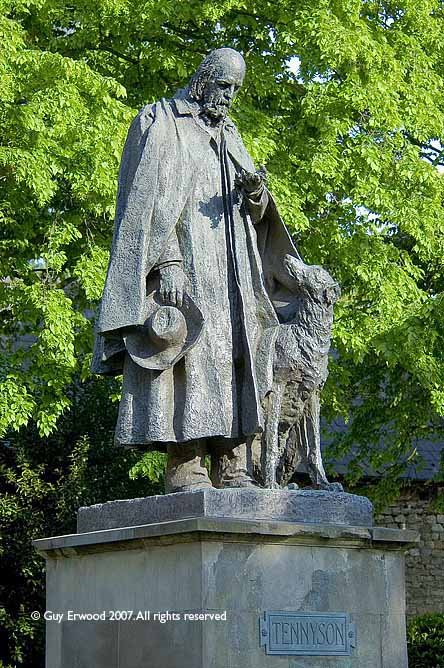 Lincoln: Tennyson statue
