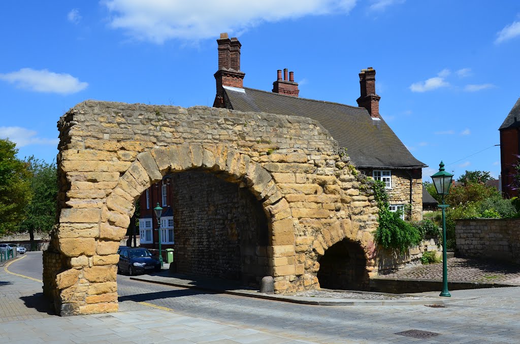 Newport Roman Arch (3rd century)