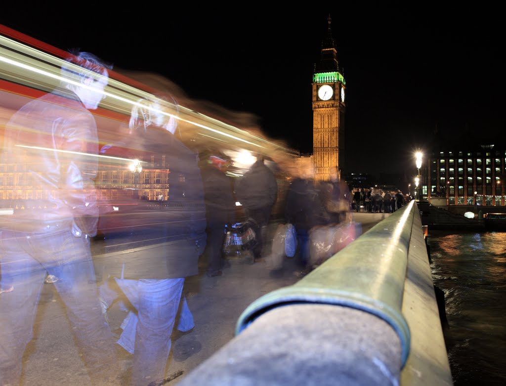 西敏寺鬼佬 - The Ghosts Of Westminster Bridge