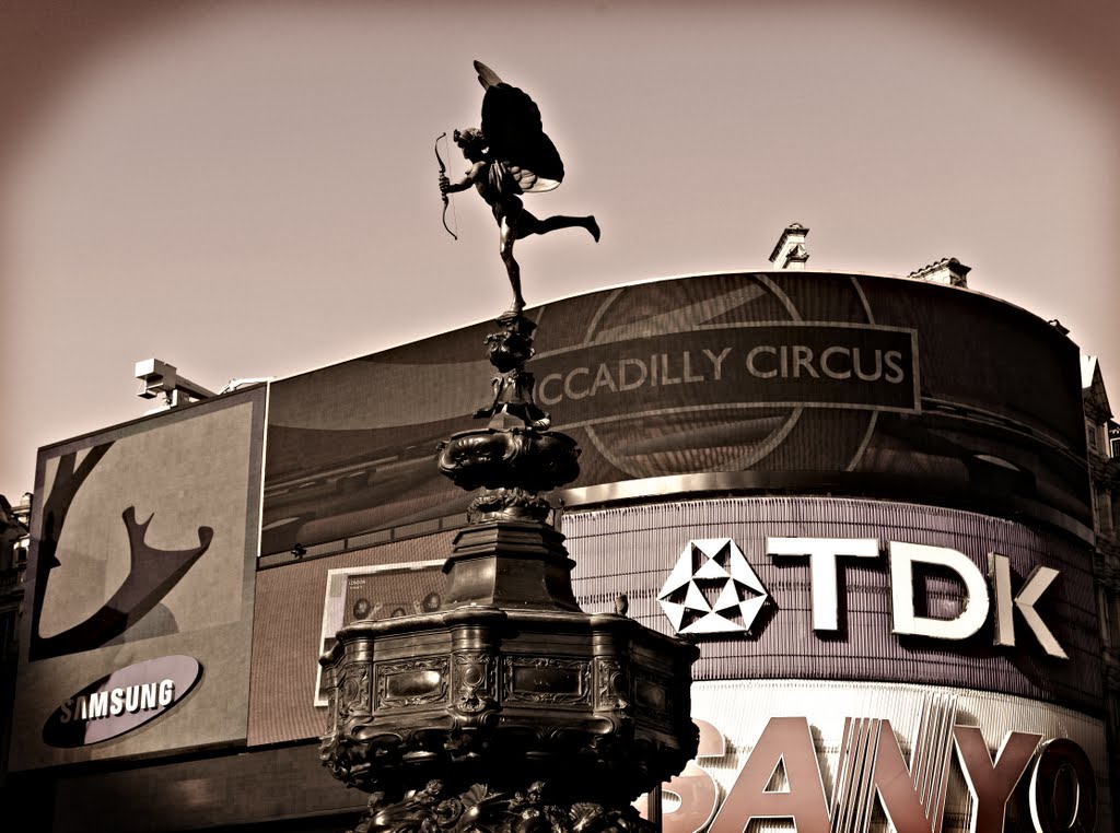 Erosic Nostalgia, Piccadilly Circus