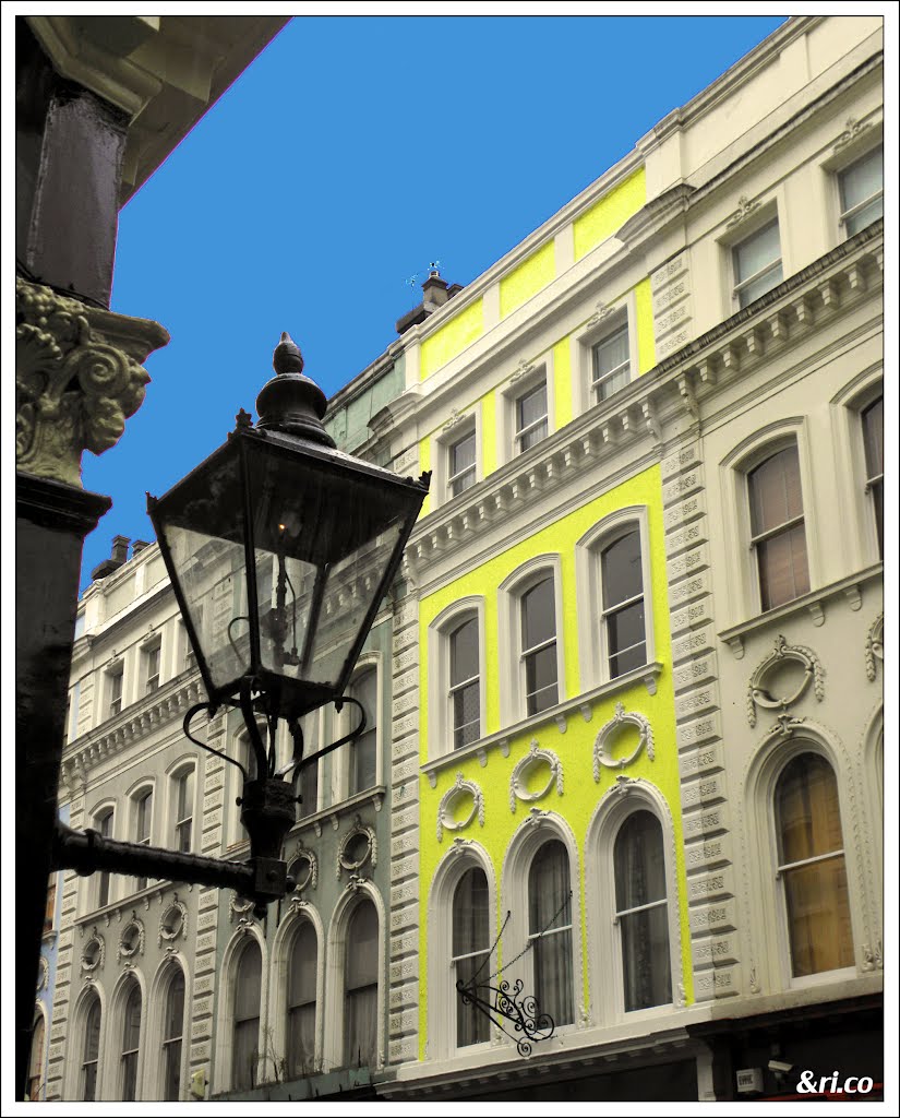 London, Museum Street