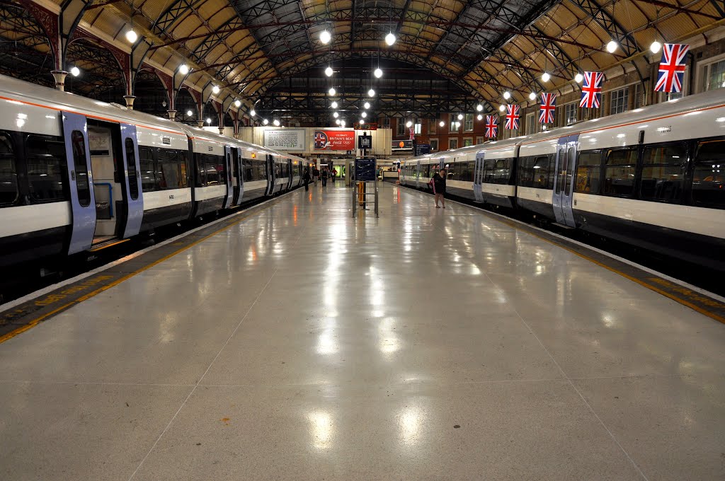Victoria, London * Olympist ©