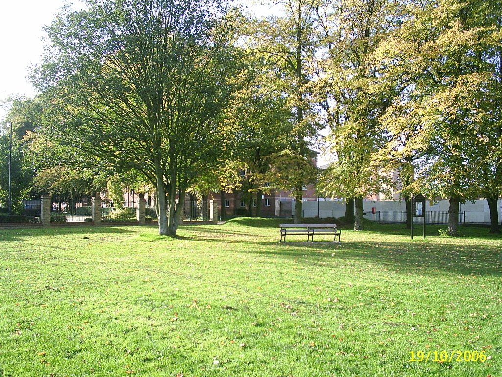 Luton, Manor Rd park.