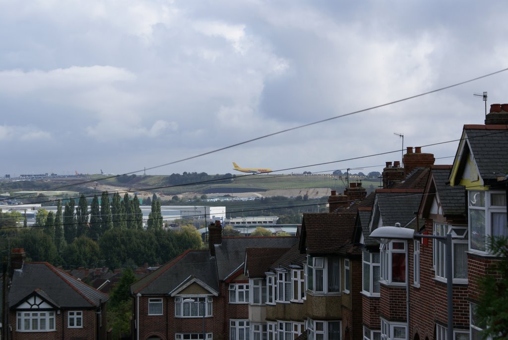 Baker Street looking towards airport