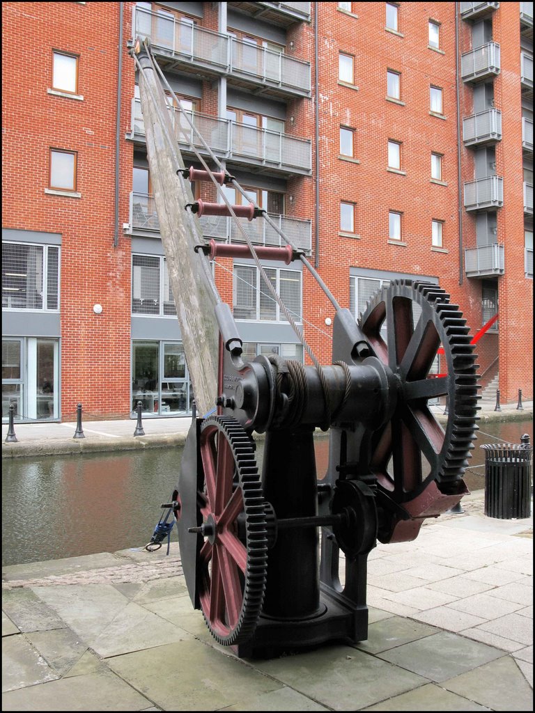 Canal Crane