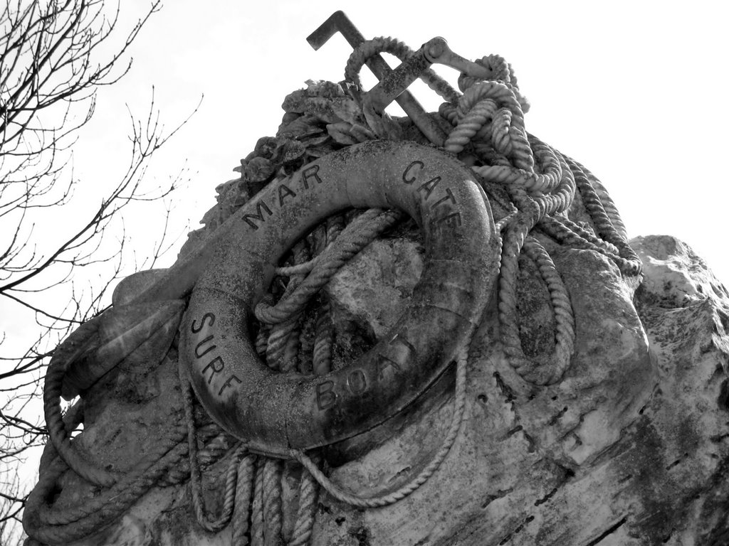Margate Surf Boat Memorial