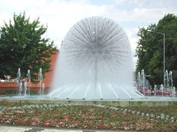 Nuneaton fountain