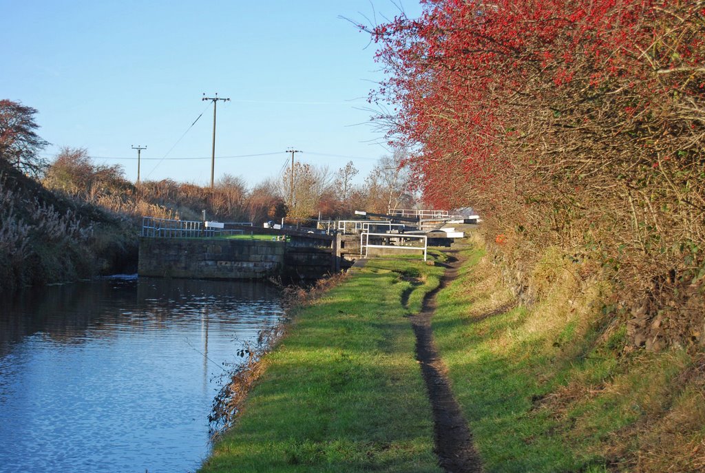 Calder and Hebble navigation: Figure of Three Locks