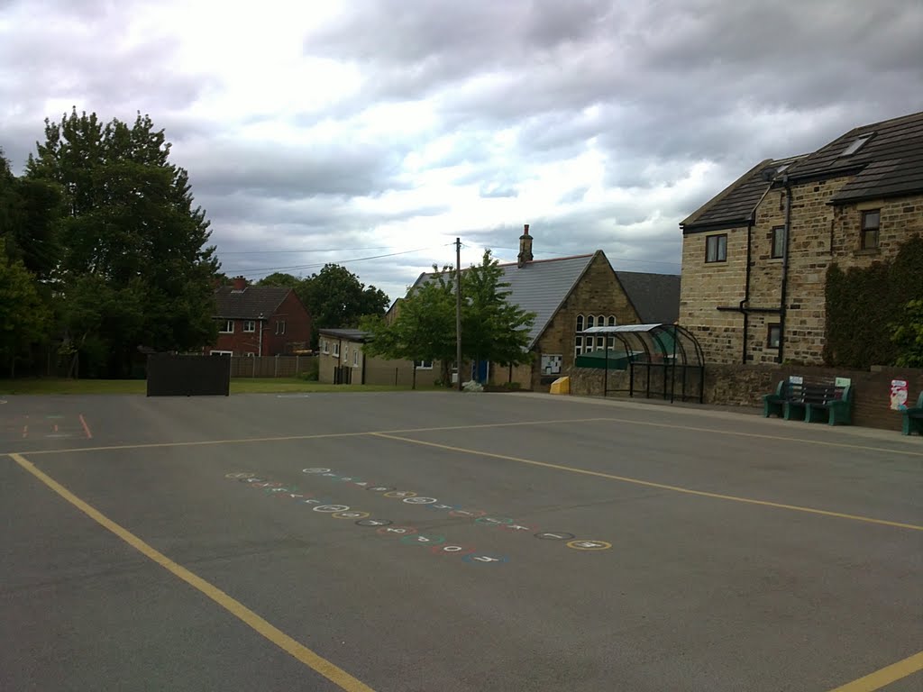 south ossett infants school, may 2010.