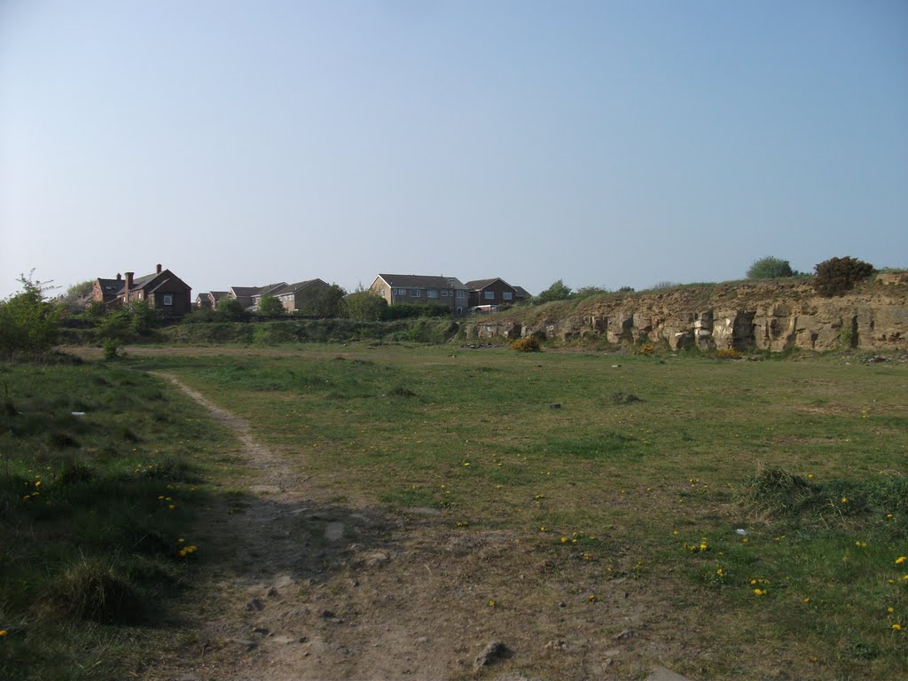another part of storrs hill rocks disused quarry