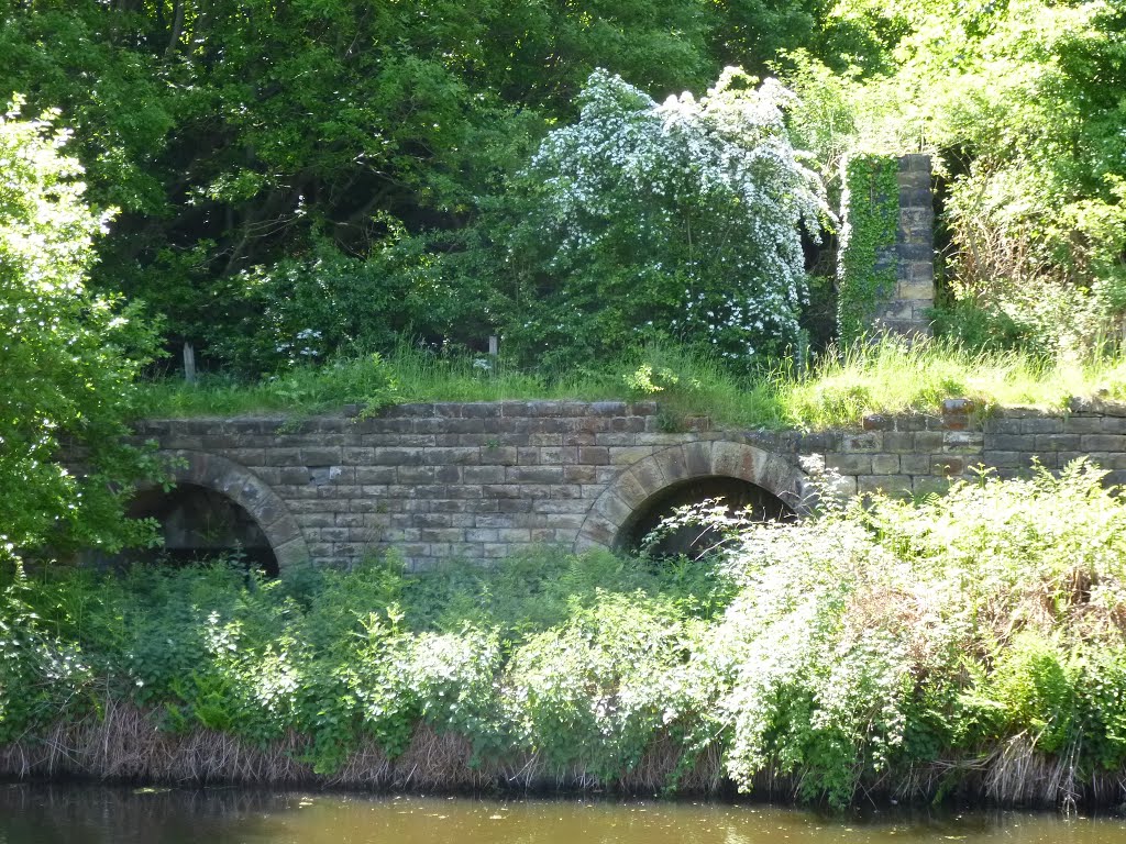 Canal loading point for the old Quarry ?