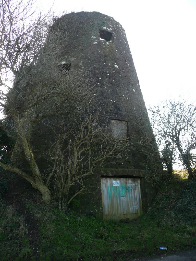 Fernacombe Windmill (Front View)