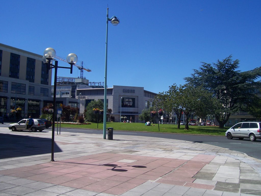 Derrys Cross