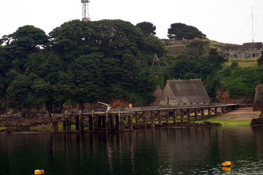 Drakes Island