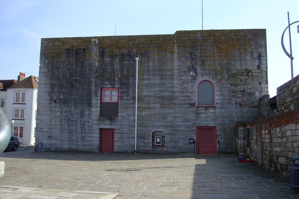 Henry VIIIs Square Tower