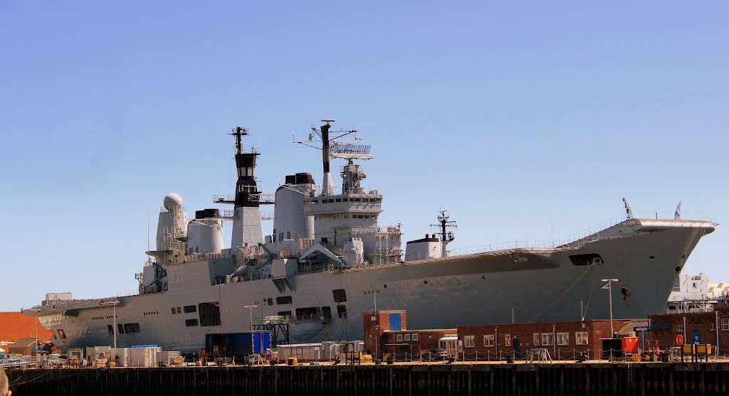 Ark Royal, Royal Navy Aircraft Carrier @ Portsmouth Dock