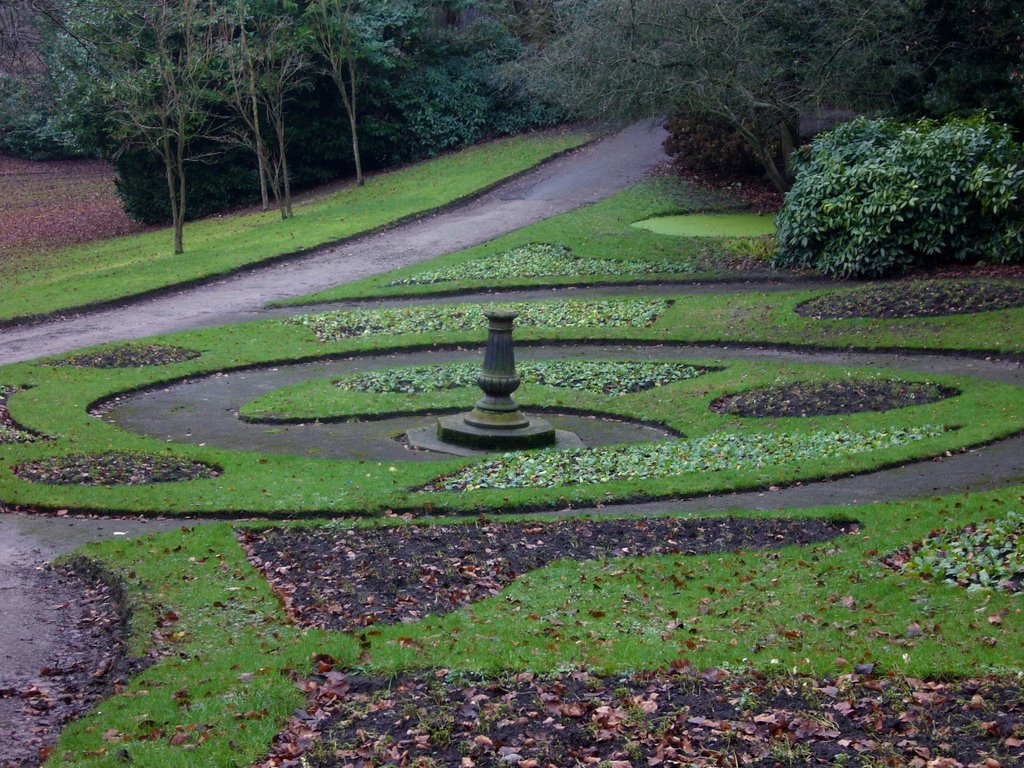 Flowerbeds and maze, Avenham Park