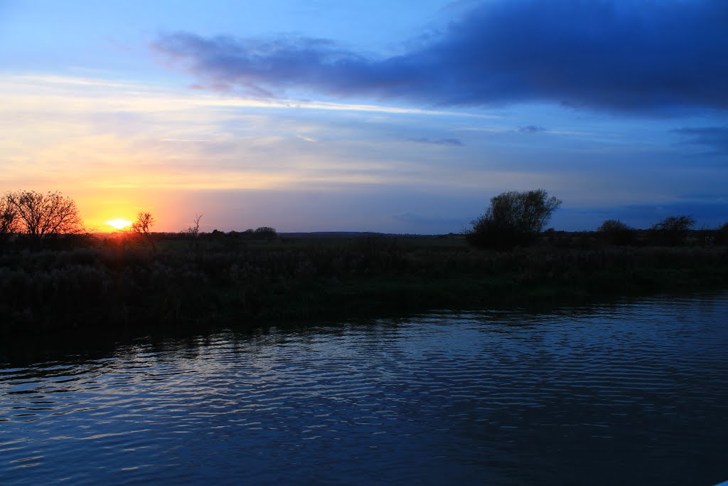 Sunset on the River Witham 2.