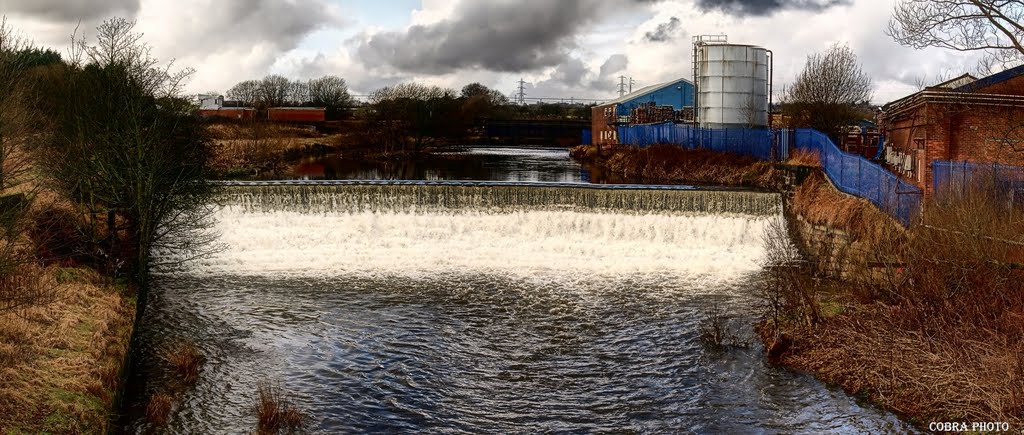 Bury 233 ( panorama na wodospad w HDR )