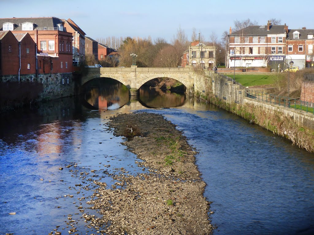 River Irwell, Radcliffe