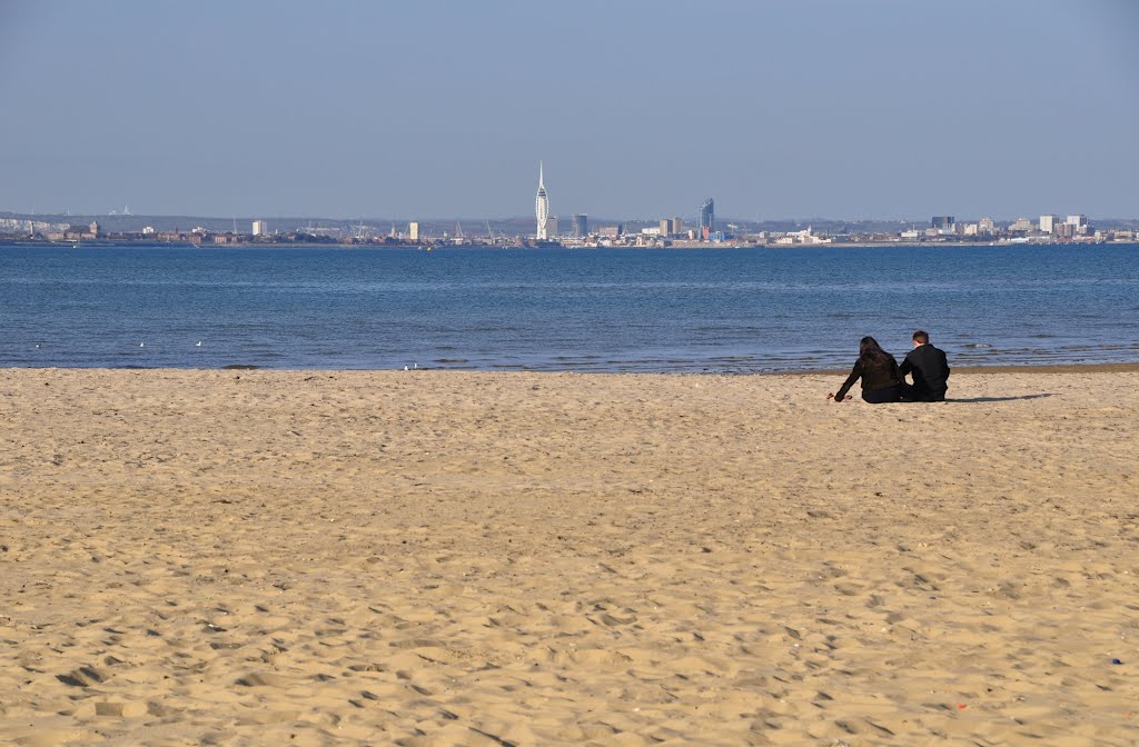 Ryde : Sandy Beach & Solent Scenery