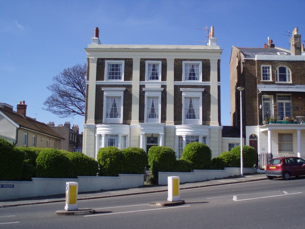 A house at Madeira Walk