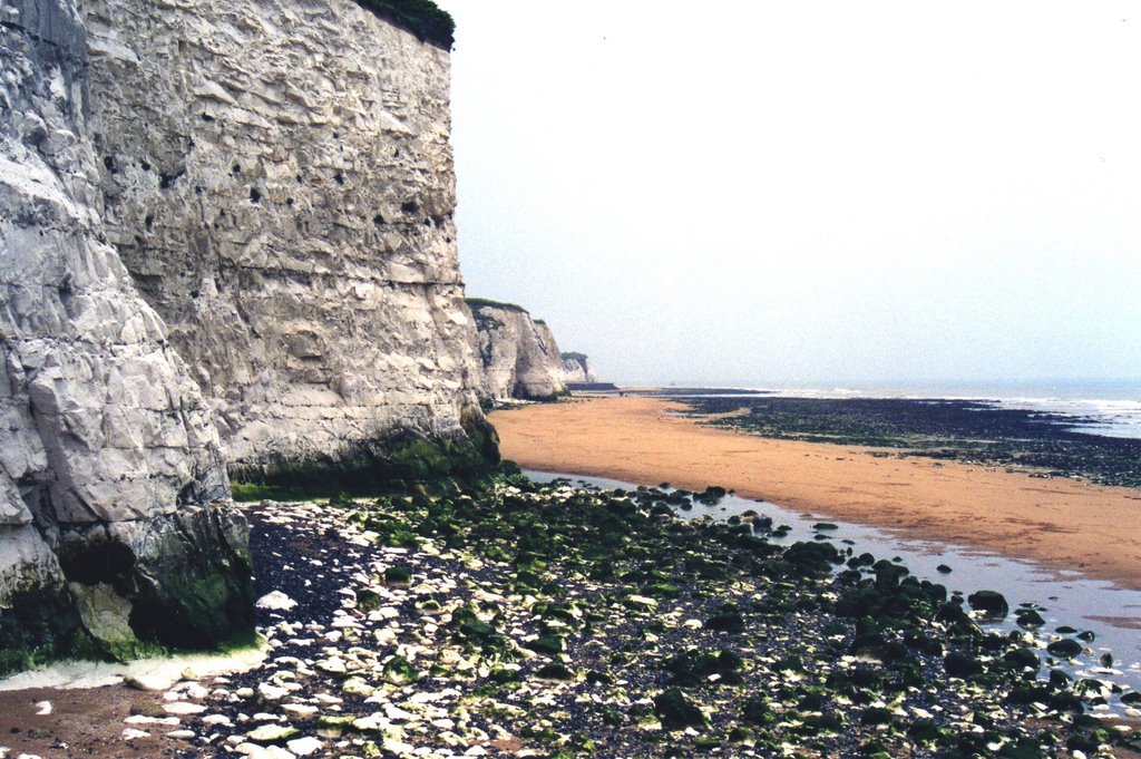 SHORE LINE AT RAMSGATE