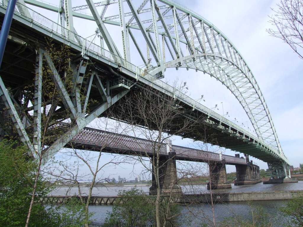 road &  rail bridge crossing mersey/ship canal