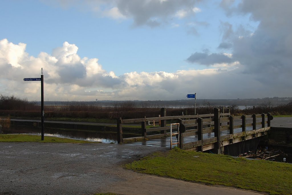 Footbridge over canal