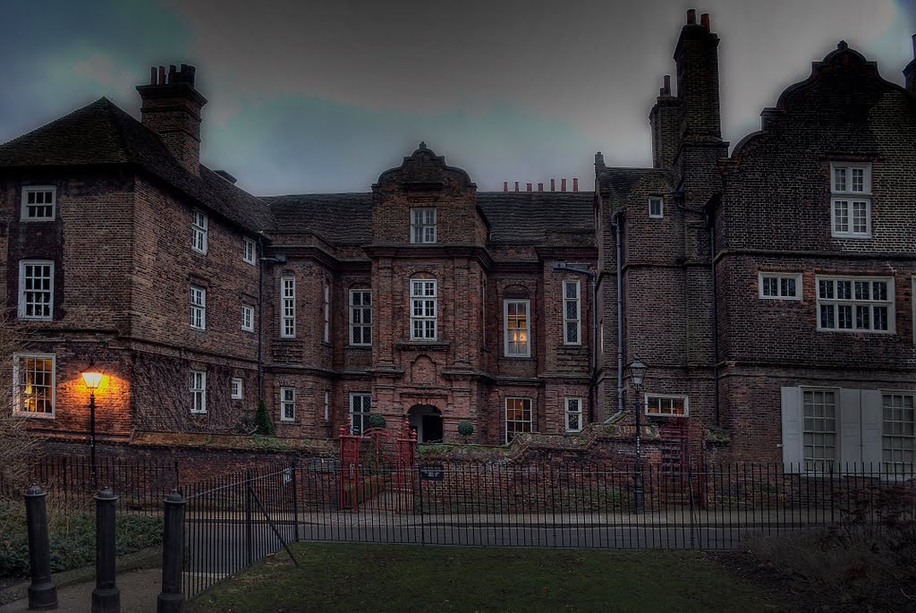 Restoration house, Rochester
