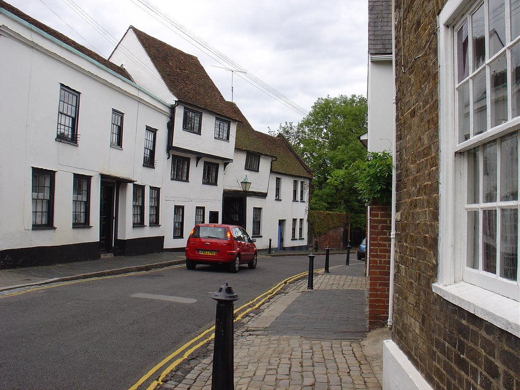 The former Crow Inn, on centre left - Fishpool Street