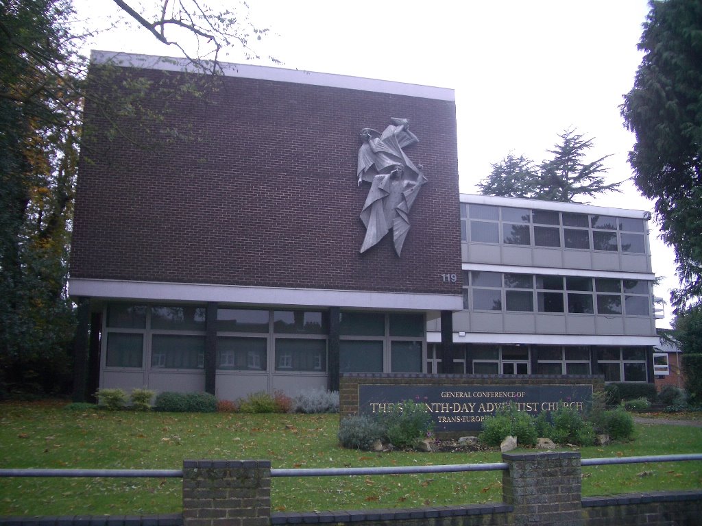 A building on St.Peters street in St.Albans