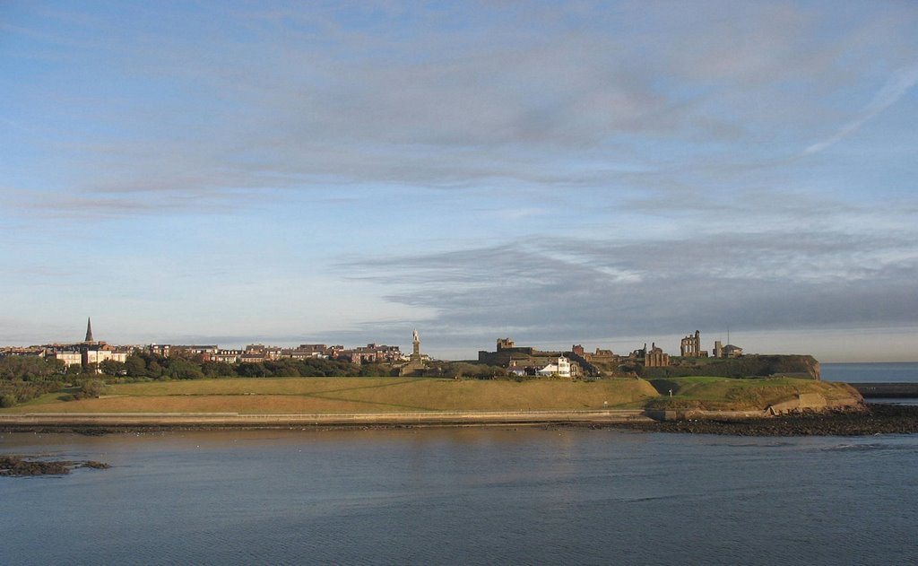 Pier from Tynemouth on the westside (2)