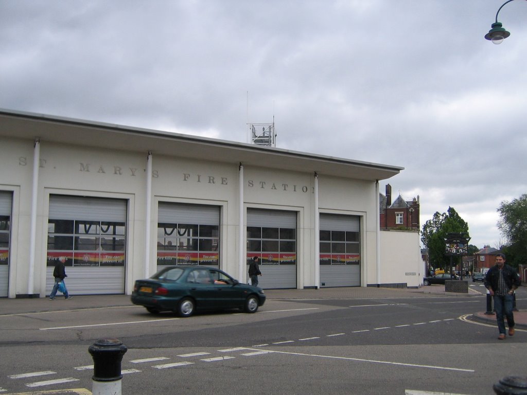 St. Marry`s Fire Station, 27 May 2006, Baghdadi, Azhar Munir ازهر منير
