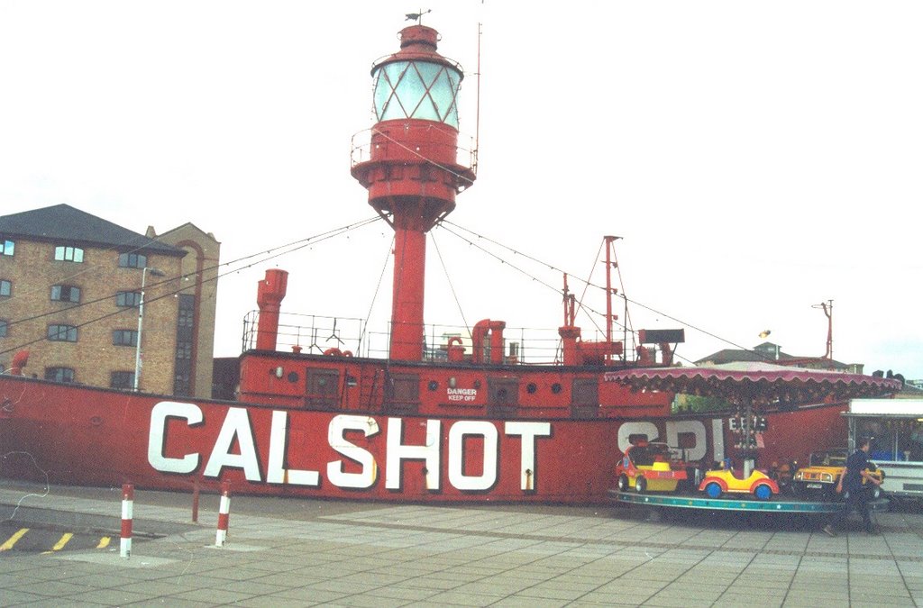 OCEAN VILLAGE SOUTHAMPTON