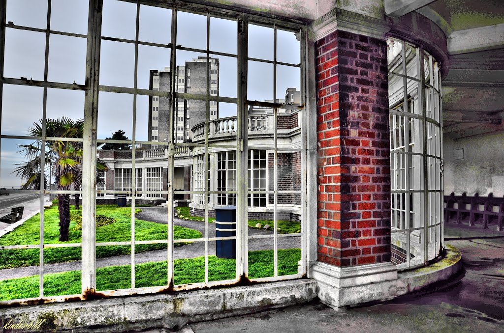 "Westcliff sea front" southend-on -sea. essex. jan 2014