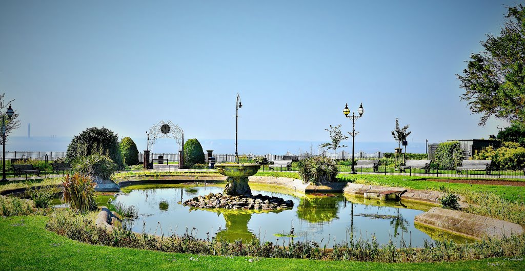 "Prittlewell Gardens" southend-on- Sea. essex. may 2014