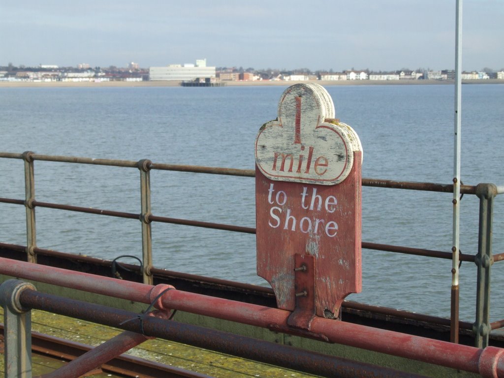 Southend-on-sea Pier 1 mile