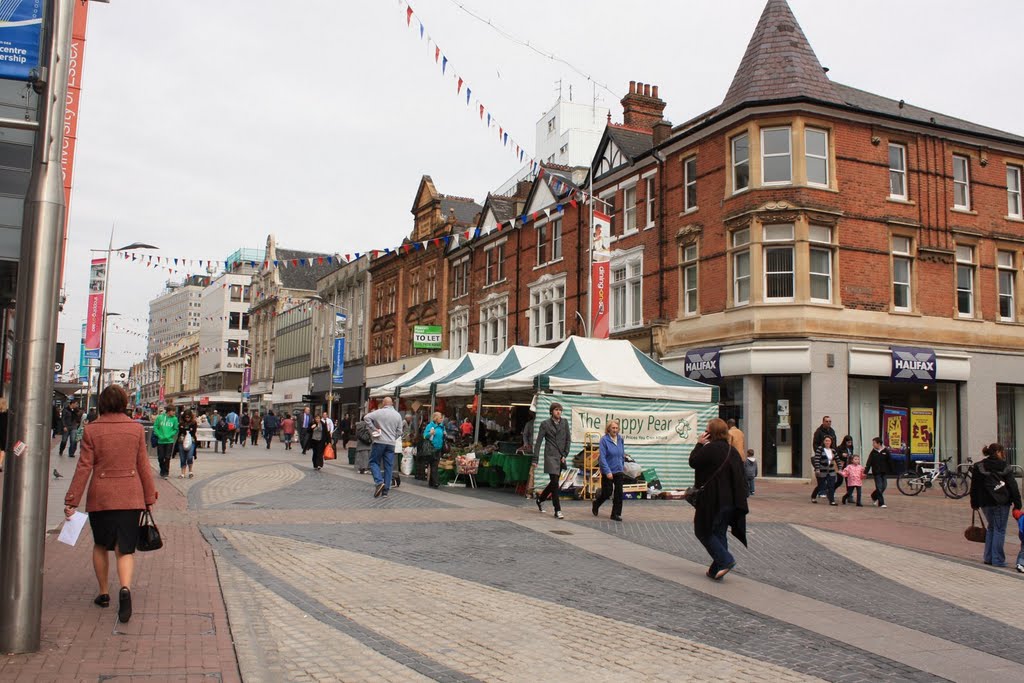 High Street, Busy Day
